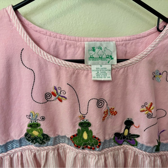 Quacker Factory Pink Embroidered Dress cute frog and flower design w/ pockets - Picture 2 of 6